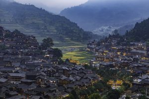 贵州奇峰公司欠薪案曝光后，农民工被拖欠工资怎么办？2025年维权新路径与政策指南