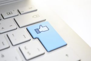 网红孵化机构的「沉默同盟」：2025年MCN博主集体议价事件透视